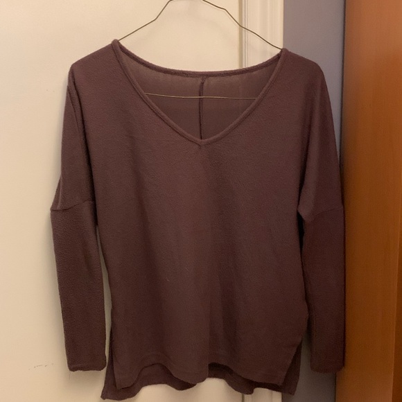 Ladies size small long sleeved top - Picture 1 of 2
